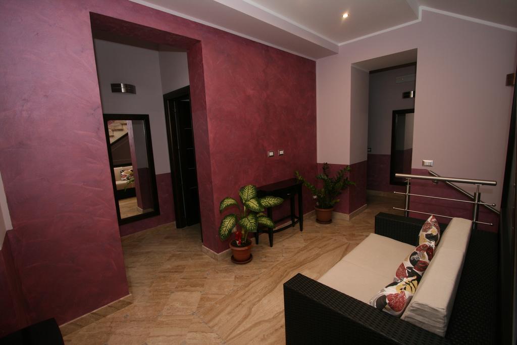 Baia Santa Margherita B&B กัสเตลลุซโซ ภายนอก รูปภาพ